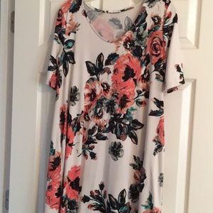 Below the knee floral print dress